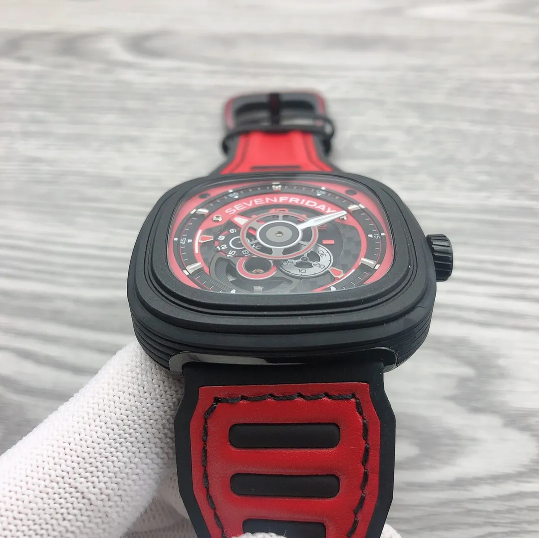 【Authentic Tmall】💰1640! Seven Friday-Seven Friday men's watch P6B/03. P6B/06 shipped! The design is inspired by racing cars. It is very handsome. The strap is specially made. It is different from the ones made by external manufacturers. Most of them on the market do not have the thickness of genuine products and the colors are not right. Supports Apple, Android, NFC, and super luminous display.